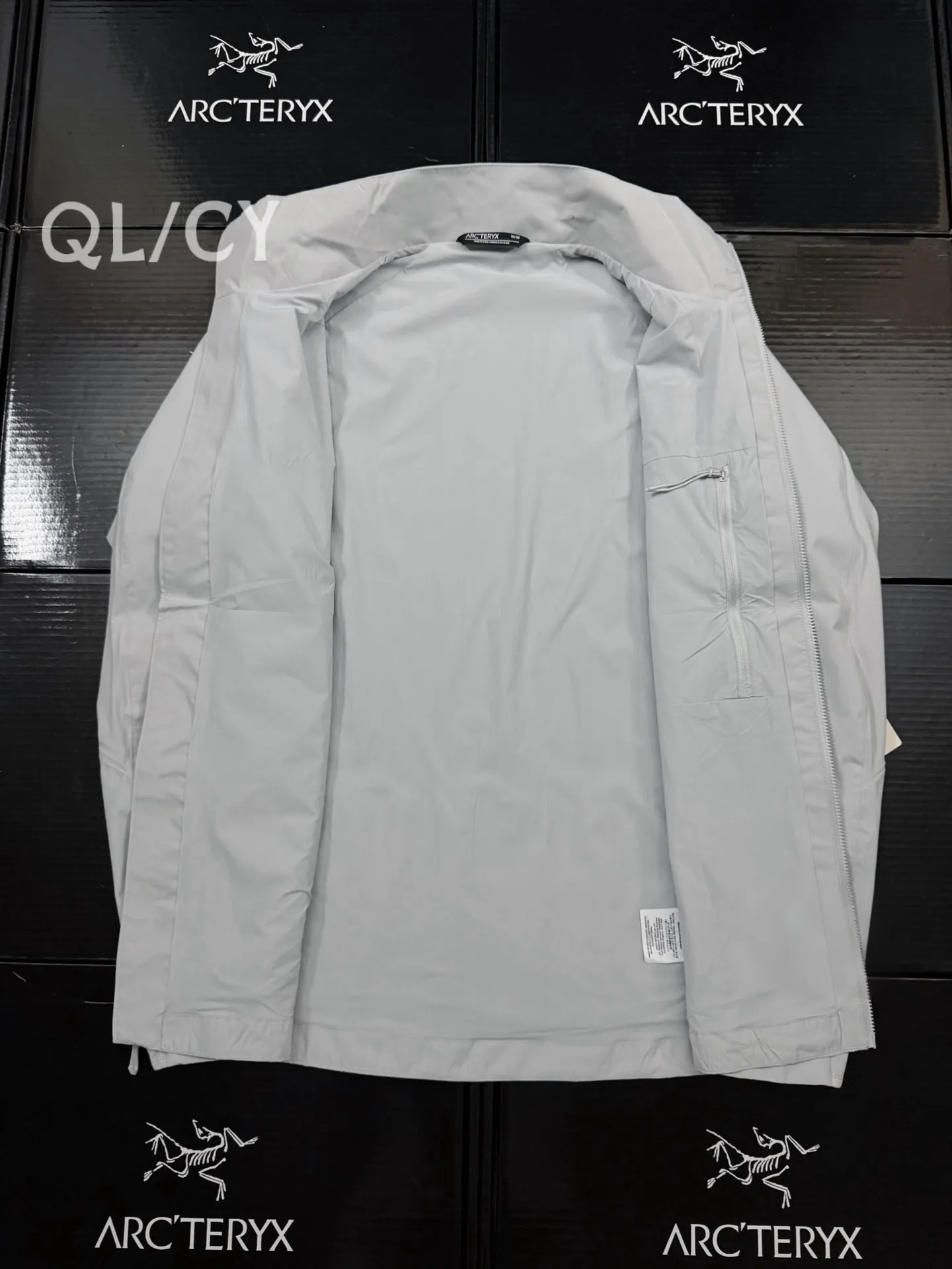 D 08 Arcteryx Solano Hoody Jacket Logo ， 。 X 9650 logo WINDSTOPPER 2L ， Premium ， Breathable， 。 ， Breathable ， 。 ， ， Breathable ， Breathable ， 。 Bata Jack Classic ! ! ! Quality : Black Size：S-3XL （ Black 3XL） ：71 72 74 76 77 78 ：50 54 58 62 66 68 ：62.5 63.5 64.5 65.5 66.5 ：45 47 49 51 53 S 100-120 M 120-140 L 140-150 XL 150-170 XXL 170-190 3XL 190